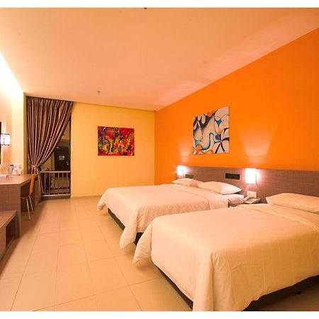 Prime City Express Hotel Клуанг Екстер'єр фото